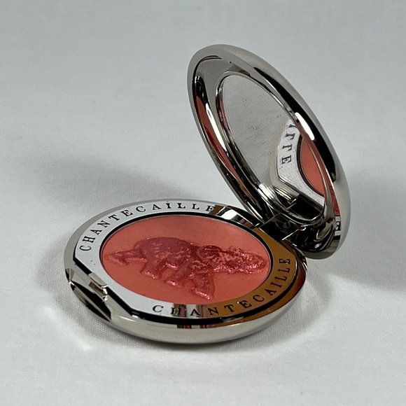 CHANTECAILLE Philanthropy Cheek Shade in Smitten (Elephant) - Picture 8 of 8